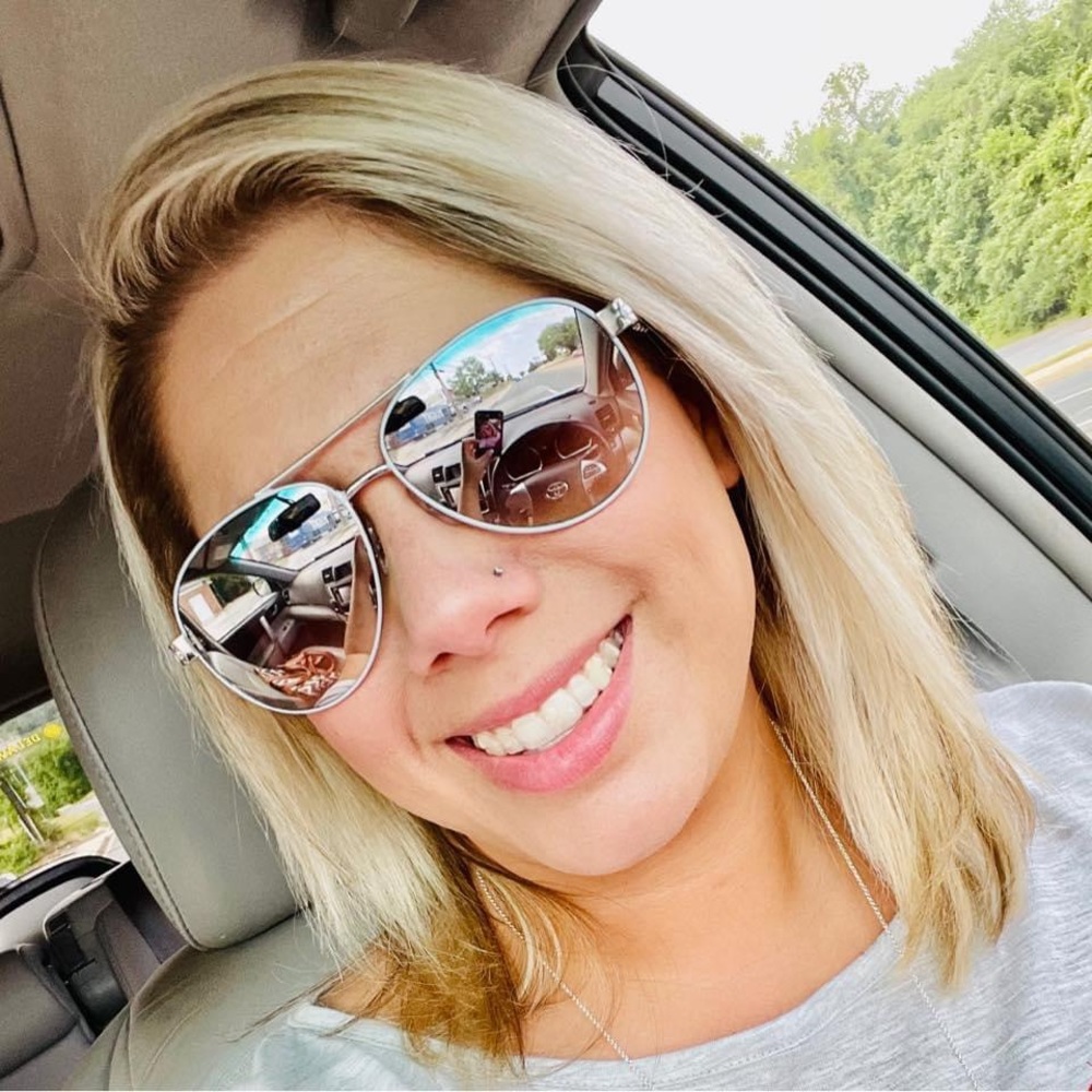 Meet your Posher, Kimberly